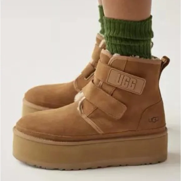 UGG Tan Suede Platform Ankle Boots - Picture 4 of 9